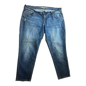 Old Navy The Boyfriend Distressed Capri Size 16 Women